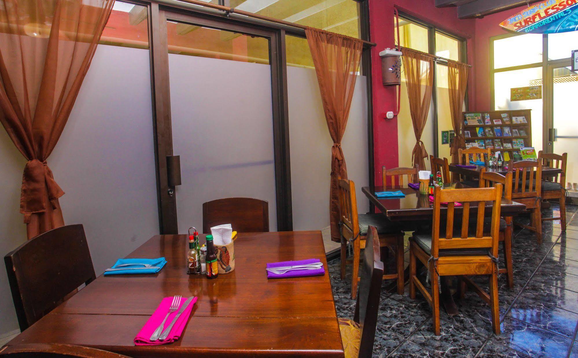 Hotel Poseidon Jacó Dış mekan fotoğraf