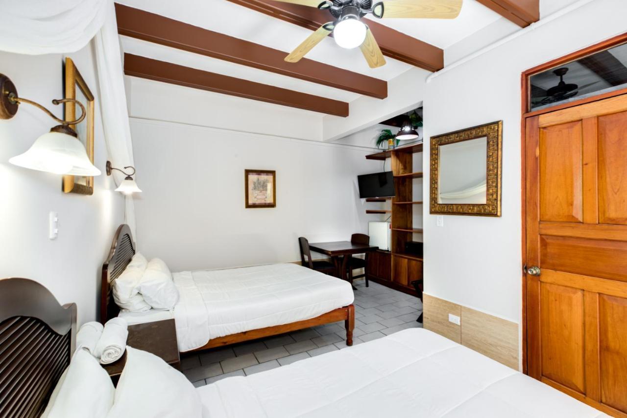 Hotel Poseidon Jacó Dış mekan fotoğraf